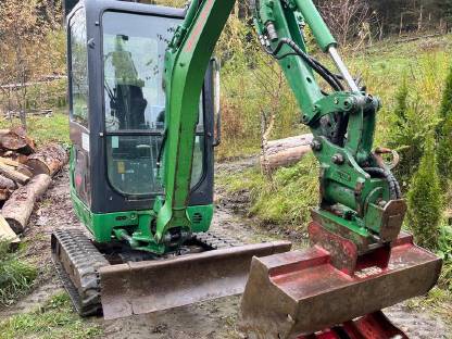 Bild 4:Minibagger Takeuchi TB216