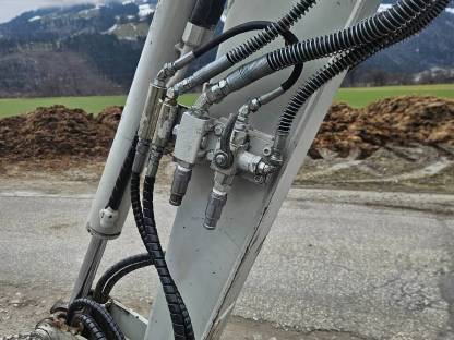 Bild 9:Takeuchi TB228 mit Powertilt, TB 228, Bagger