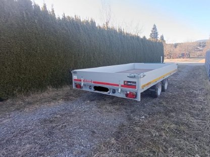 Bild 9:Takeuchi TB228 Minibagger + Autoanhänger Komplettset