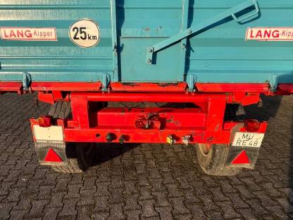 Bild 5:Zweiachs-Dreiseitenkipper Lang