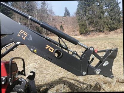 Bild 3:Hauer Frontlader POM-R70