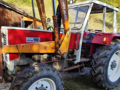 Steyr 980 Allrad mit Frontlader