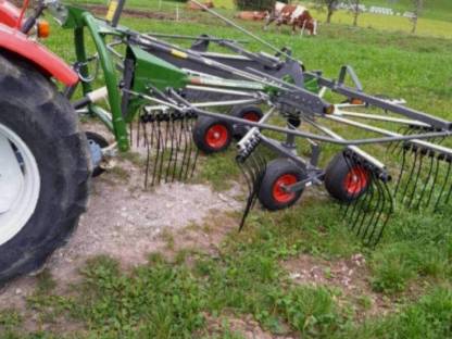 Verkaufe neuen Fendt Schwader Former 391 DN