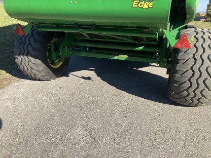 Bild 5:John Deere 854 Premium XCut Rundballenpresse