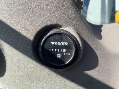 Bild 8:Volvo Mobilbagger EW160E