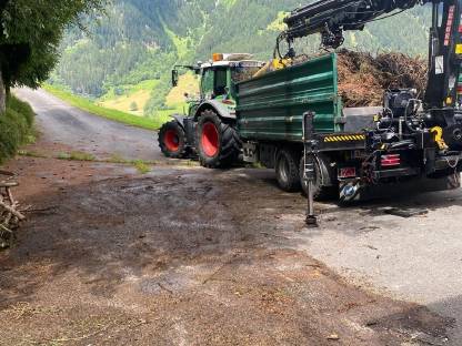 Tandemkipper mit Hiab Kran 111 Hiduo