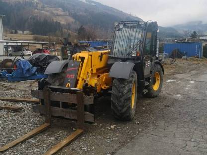 Bild 4:JCB LoadAll 541-70