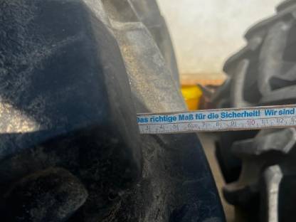 Bild 8:Trelleborg Reifen hinten