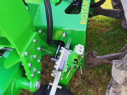 Bild 4:Rollhacke CFS RotaryHoe, Pöttinger Rotocare 6 m