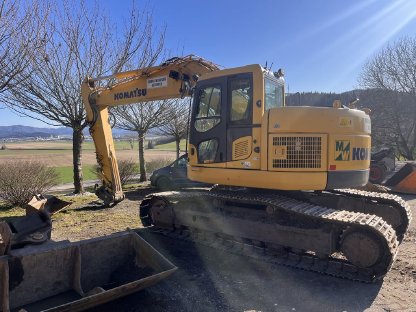 Komatsu PC228-8 Kurzheckbagger