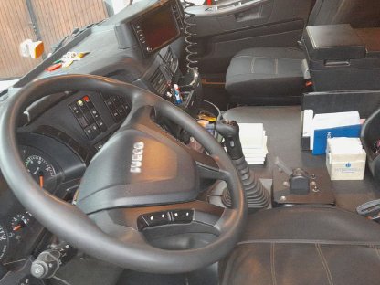 Bild 4:Holztransporter IVECO Trakker 6x6