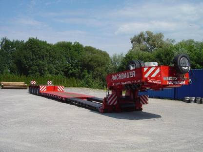 Bild 7:Zuverlässiger Schwer- & Spezialtransport europaweit