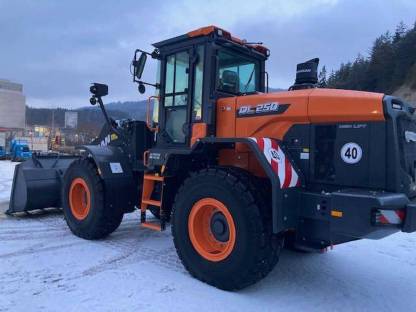 Radlader Doosan DL 250