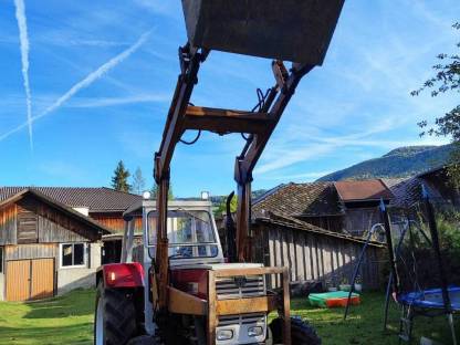 Bild 8:Steyr 980 Allrad mit Frontlader