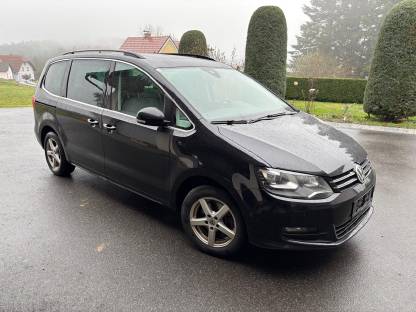 VW Sharan Business SCR 2,0 TDI DSG Kombi / Family Van