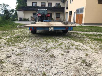 Bild 3:Leichter Tieflader