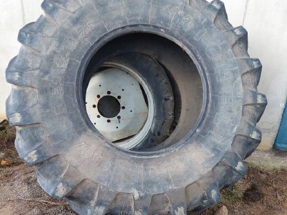 Reifen Michelin 650/75R32