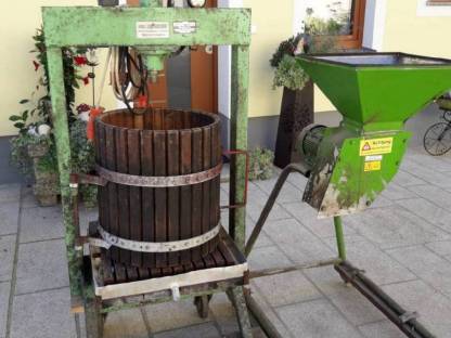 Obstpresse und Obstmühle Kerbl