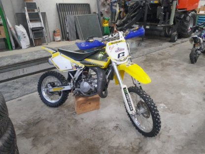 SUZUKI RM-85 Motocross