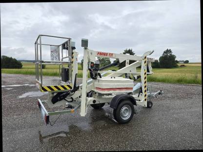 Bild 7:Anhängerbühne Matilsa Parma 12t