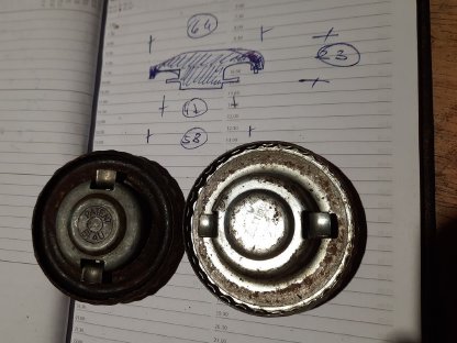 Bild 5:4 Traktor- und Anhängerleuchten, Tankdeckel