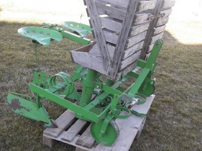 Bild 6:Kartoffelleger - Vielfachgerät Feldherr