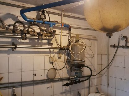 Bild 2:Rohrmelkanlagenteile