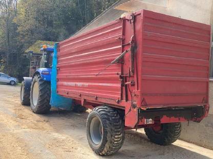 Bild 2:Pöttinger Miststreuer Twist 7001, Kirchner T3070