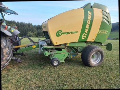 Krone Comprima V150XC hinter Rollboden neu