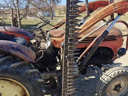 Bild 3:Steyr 188 mit Frontlader