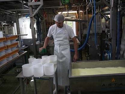 Bild 2:Sennerei Leitner - Milch, Joghurt, Käse aus Heumilch