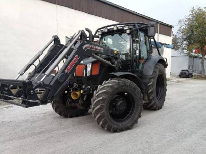 New Holland T6 160 Autocommand mit Stoll Frontlader FZ 45