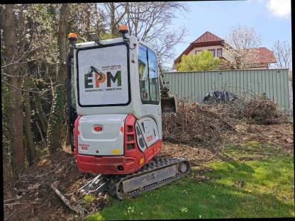 Bild 3:Erdarbeiten & Vermietung