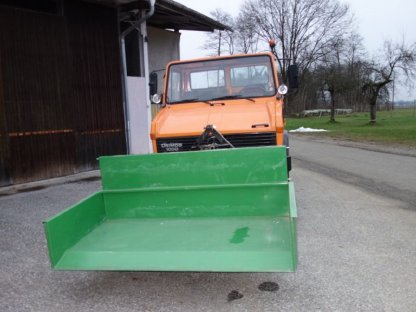 Unimog 424 U1000 mit viel Zubehör