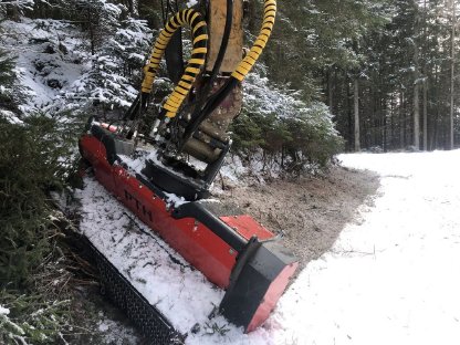 Bild 8:Lohnarbeit, Fräsarbeiten, Straßensanierung
