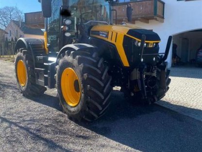 JCB Fastrac 4220