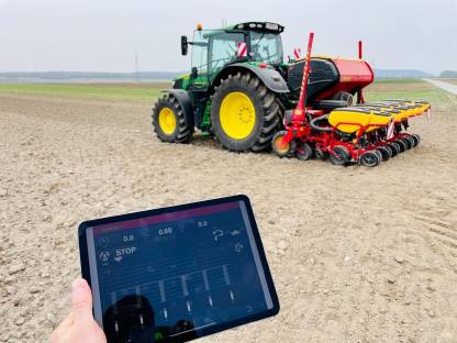 Bild 4:Säen und Düngerstreuen mit Applikationskarte