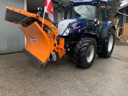 Bild 2:Winterdienst Objektbetreuungen  Kehrarbeiten