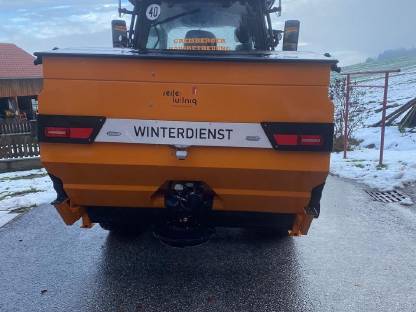 Bild 3:Winterdienst Objektbetreuungen  Kehrarbeiten