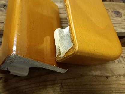 Bild 3:Kacheln für Kachelofen