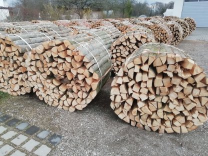 Bild 6:Brennholz Buche