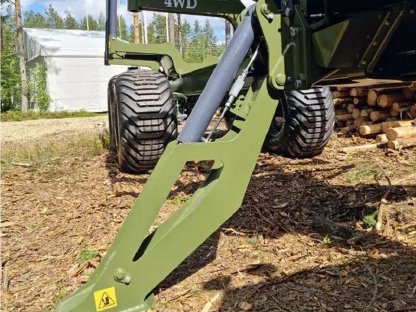 Bild 4:Farma T17 Doppelrahmen mit X-Cel, 10,2 m Kran