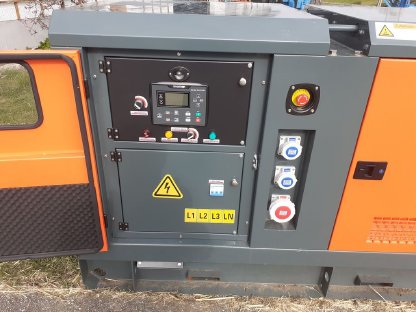 Bild 2:Notstromaggregat Stromgenerator Stromaggregat 80 kVA