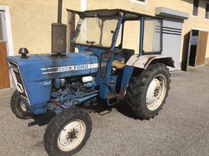 Ford 3600 mit Fingermähwerk