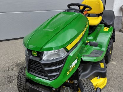 Bild 2:Rasentraktor Aufsitzmäher John Deere X 350 R