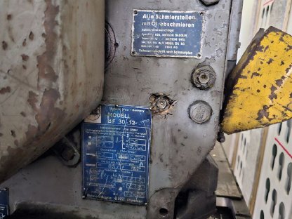 Bild 3:Stanze, Profilschere Mur&Bender, Ausklink, Schlagschere