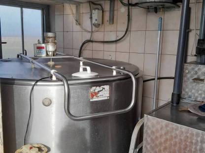 Milchtank 1500 Liter mit Kühlung
