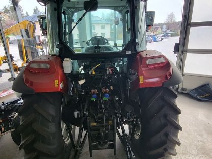 Bild 3:Steyr 4110 Kompakt