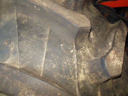 Bild 2:Traktorräder 460/85R30