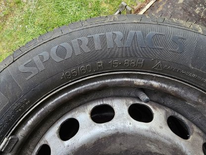 Bild 2:Vredestein Sportrac 5 mit Stahlfelgen für VW Caddy